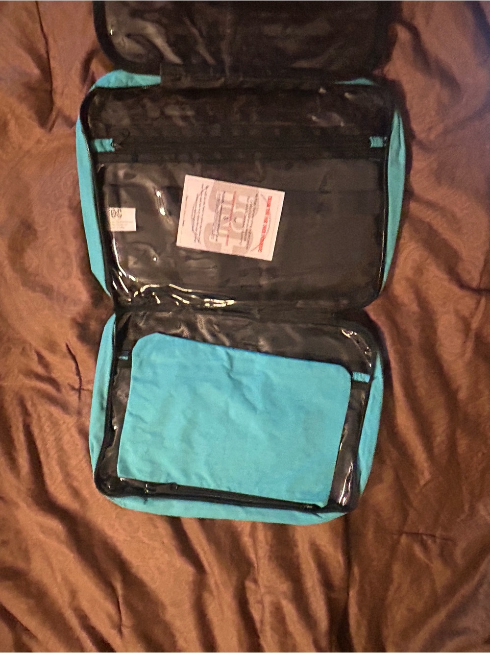B&C Turquoise Toiletry - Picture 4 of 9